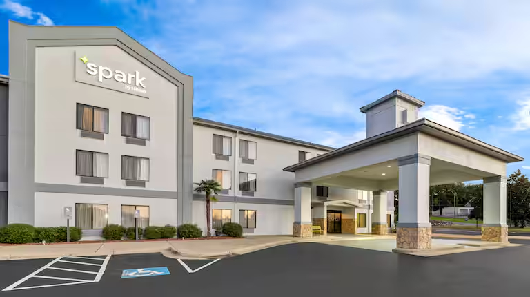 Prianna Hospitality